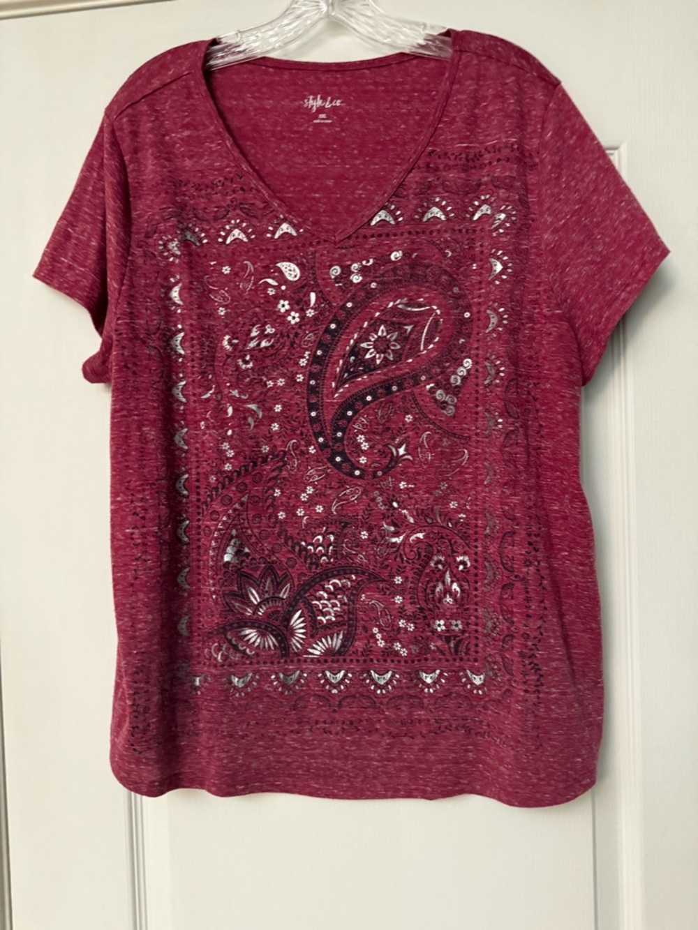 Style & Co. Women's Burgundy V-Neck Short Sleeve Paisley Foil Top